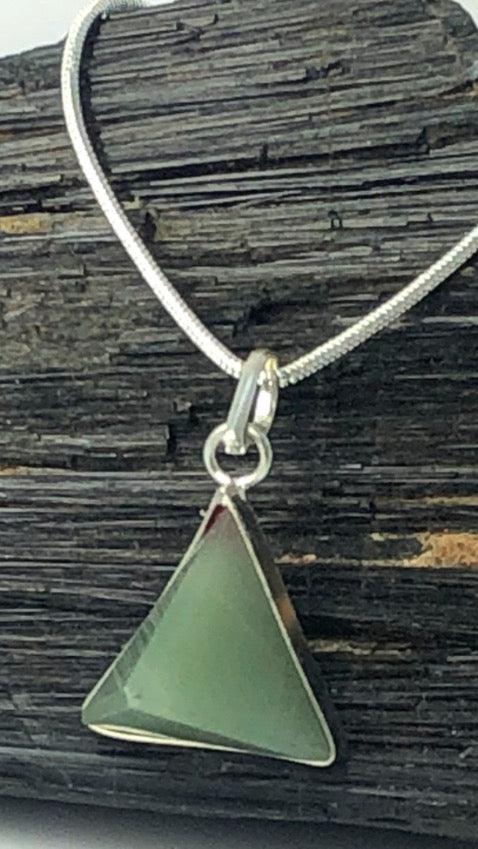 green, aventurine, tetrahedron, pendant, necklace, silver , chain